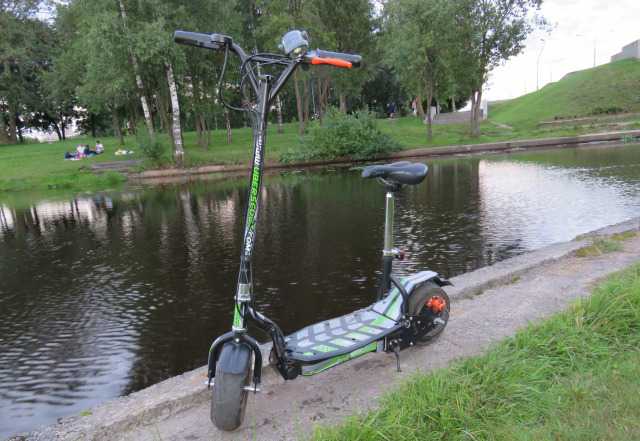 Электросамокат Evo Uber Scoot Lithium 500W Электросамокат Evo Uber Scoot Lithium 500W